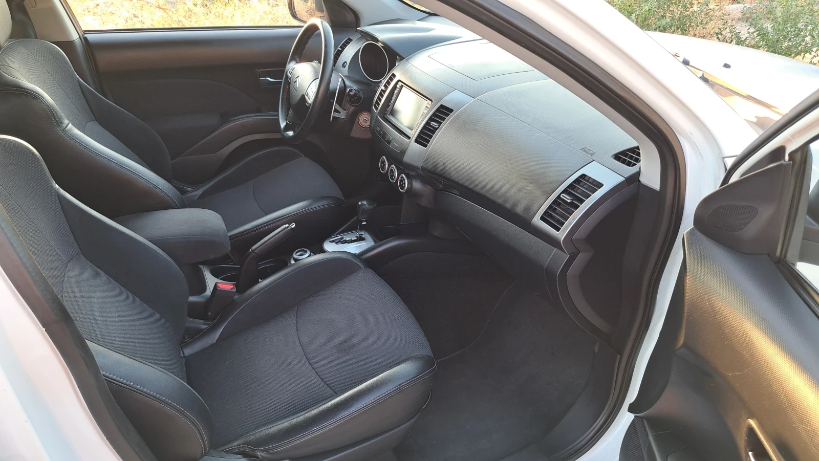 Citroen C-Crosser, снимка 10 - Автомобили и джипове - 55797447