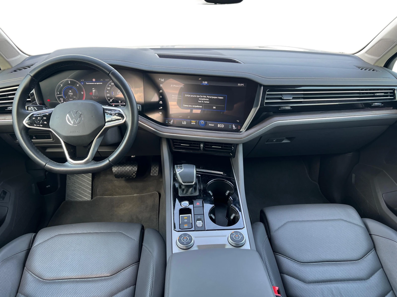 VW Touareg, снимка 6 - Автомобили и джипове - 55919837