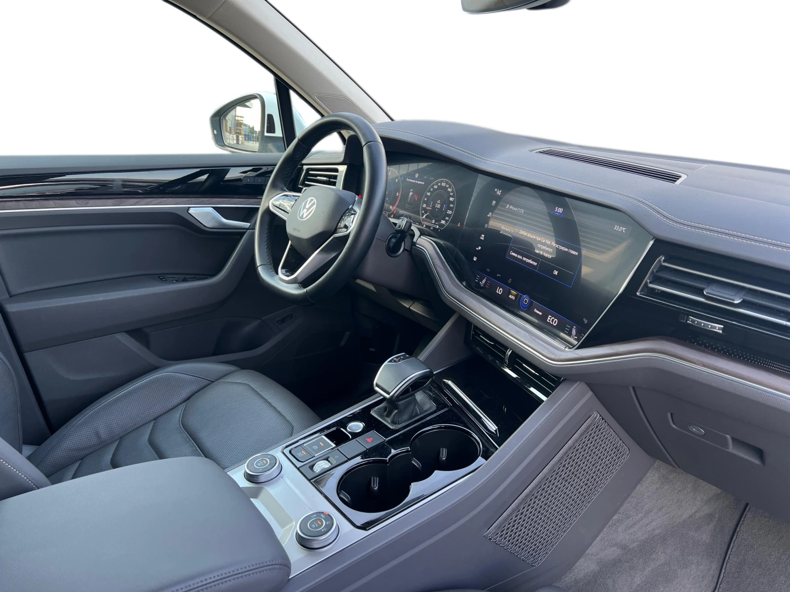 VW Touareg, снимка 9 - Автомобили и джипове - 55919837