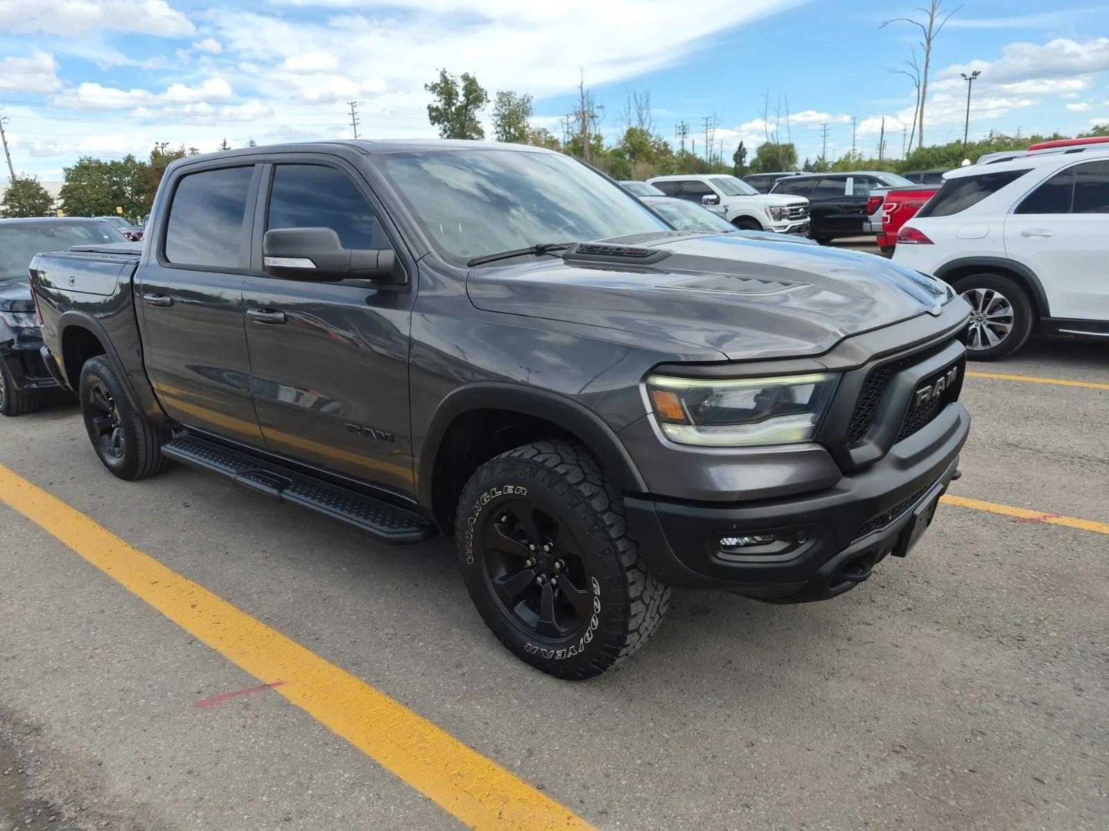 Dodge RAM 1500 4WD Rebel* Подгрев* Камера* Пано* , снимка 2 - Автомобили и джипове - 56120630