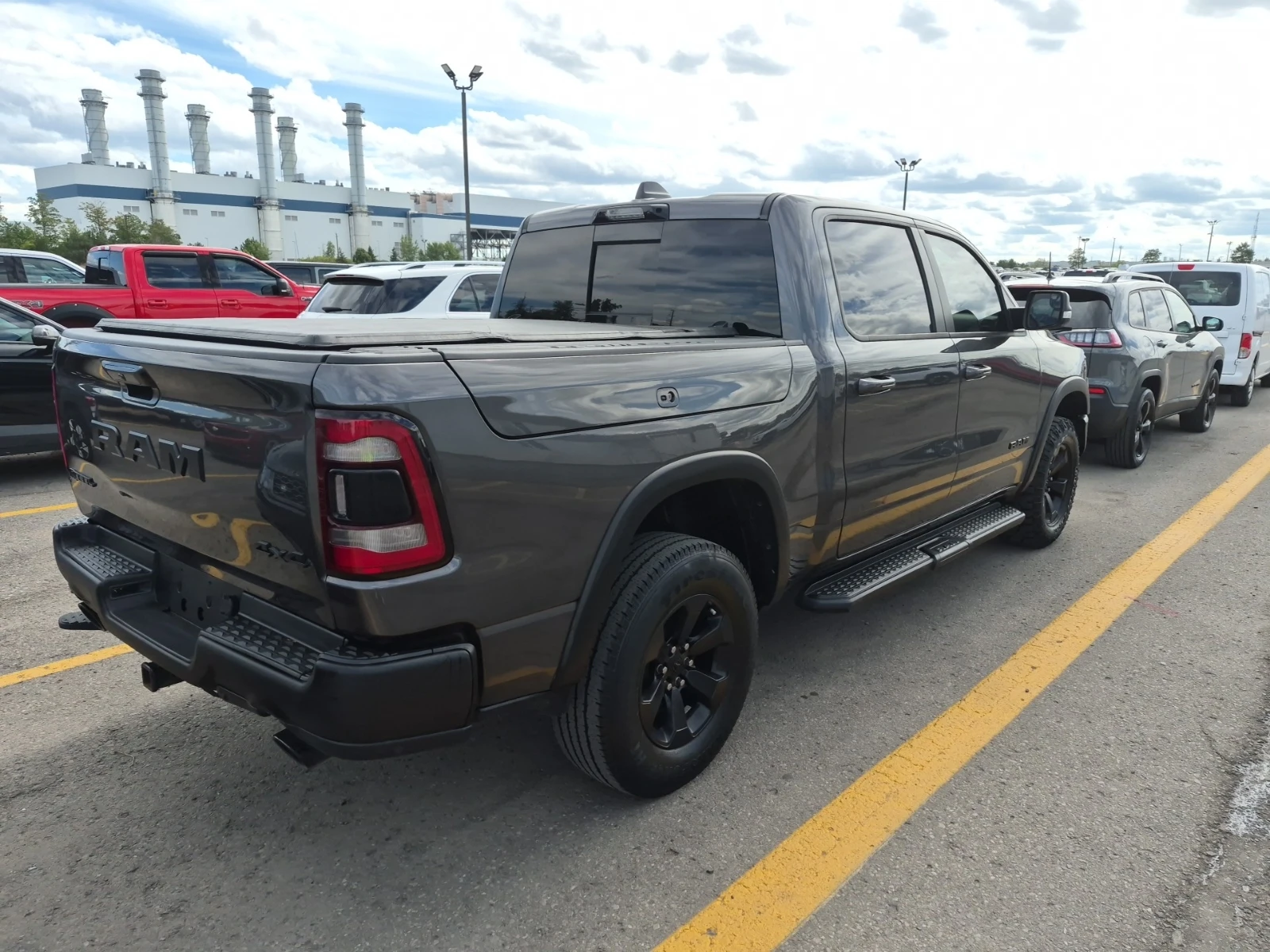 Dodge RAM 1500 4WD Rebel* Подгрев* Камера* Пано* , снимка 3 - Автомобили и джипове - 56120630