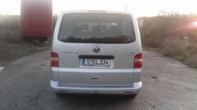 VW T5 2, 5TDI 4x4 климатик, снимка 8 - Бусове и автобуси - 45354836