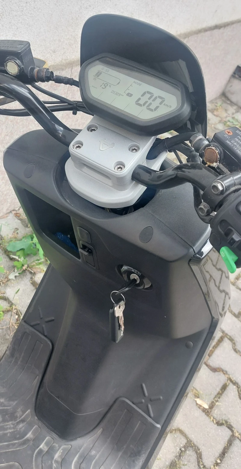 NIU N Sport Електрически li ion, снимка 5 - Мотоциклети и мототехника - 53090056