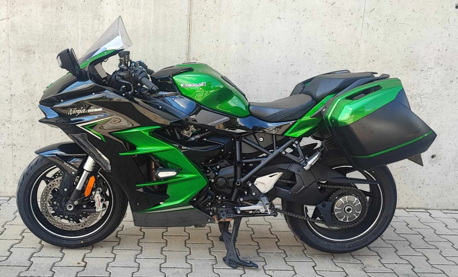 Kawasaki Ninja H2 SX SE 2023 - изображение 4