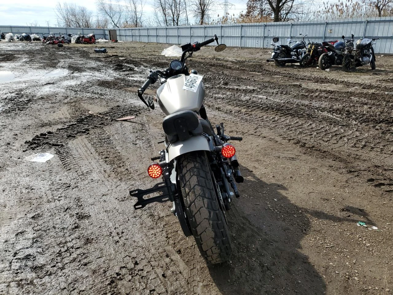 Indian Scout BOBBER - изображение 4