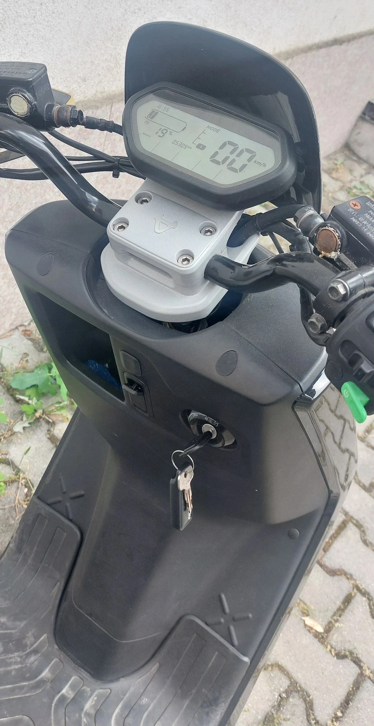 NIU N Sport Електрически li ion - изображение 5