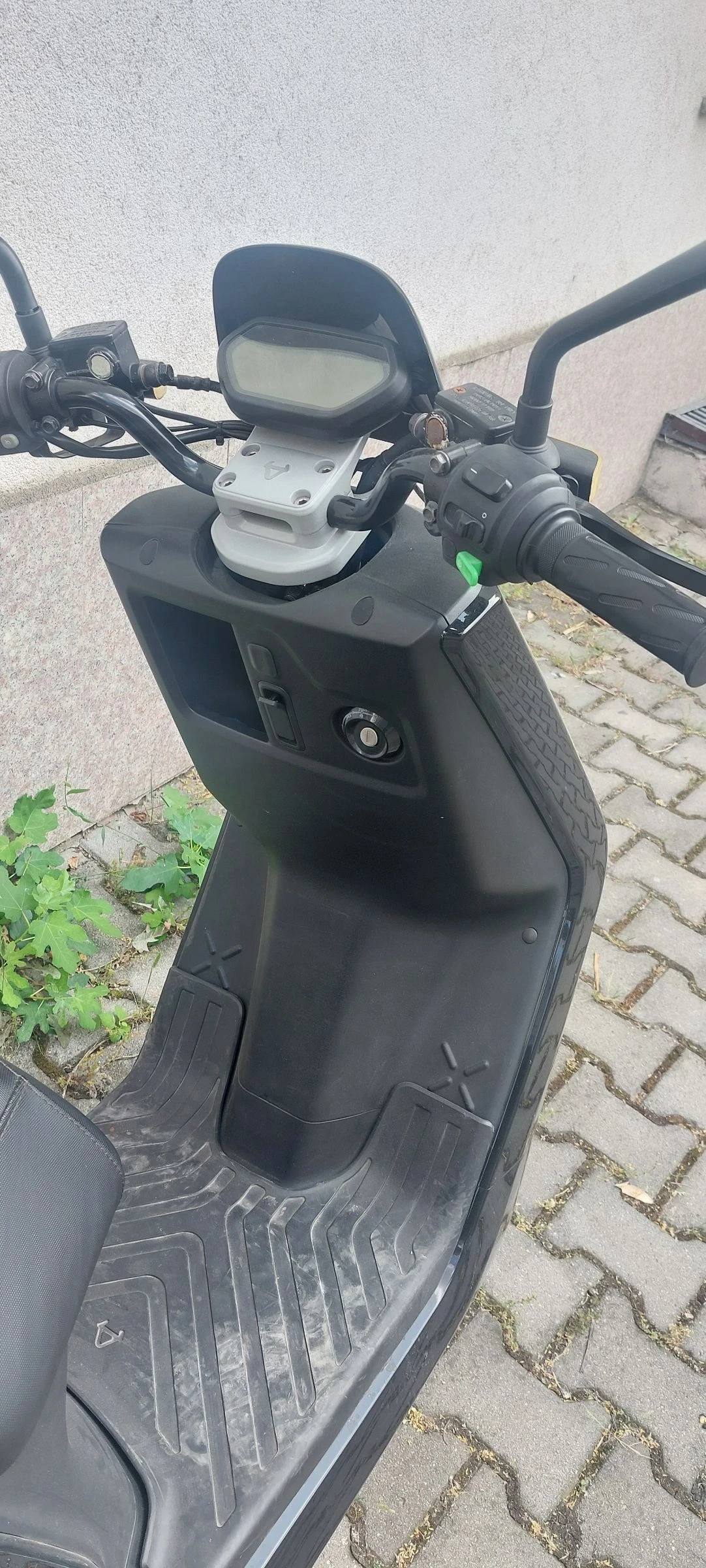 NIU N Sport Електрически li ion - изображение 2