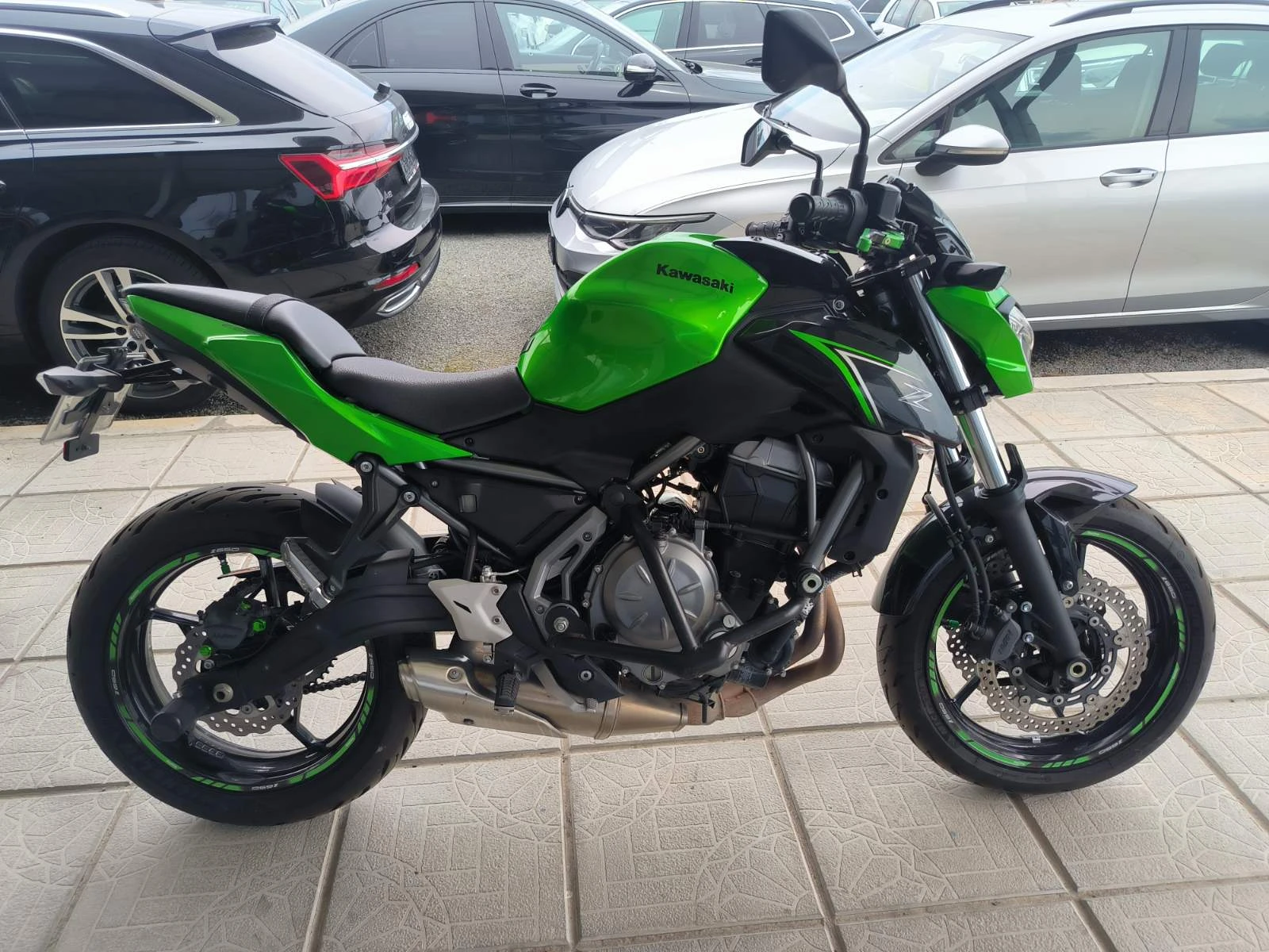 Kawasaki Z 650i-, снимка 2 - Мотоциклети и мототехника - 54778395