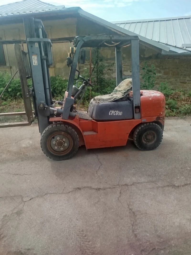 Мотокар TCM Дизелов , снимка 2 - Индустриална техника - 53600904