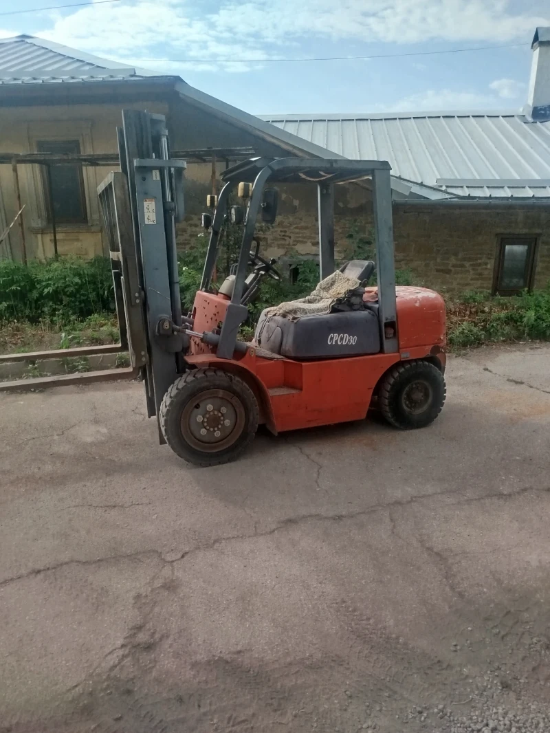 Мотокар TCM Дизелов , снимка 3 - Индустриална техника - 53600904