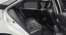 Toyota Camry 2.5 Бензин, снимка 10