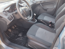 Ford Fiesta 1.4, снимка 8 - Автомобили и джипове - 43987622