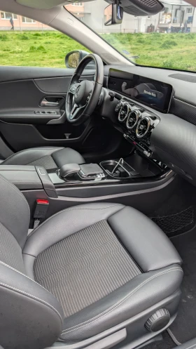 Mercedes-Benz A 220 | Mobile.bg    11