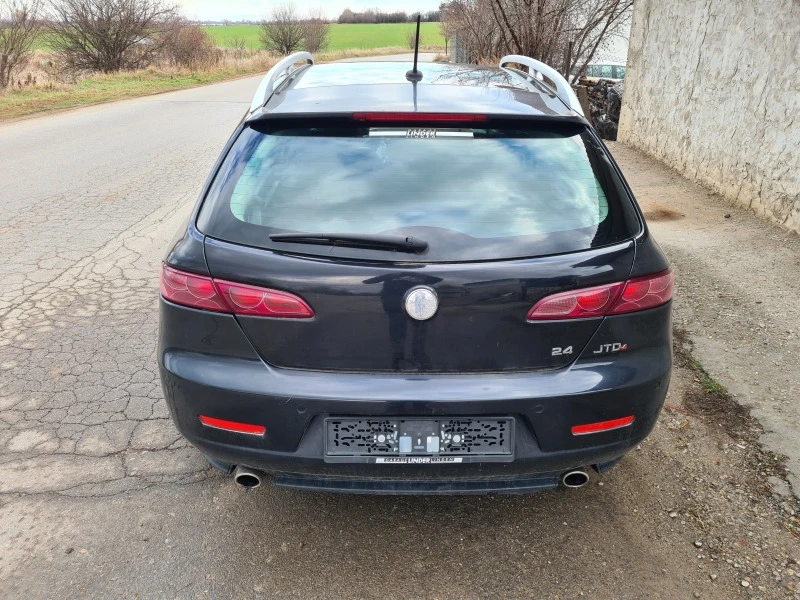 Alfa Romeo 159 sportwagon 2.4JTDm 200к.с автомат, снимка 5 - Автомобили и джипове - 47659847