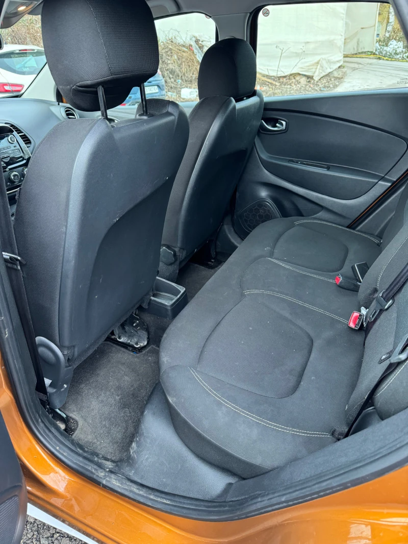 Renault Captur 1.5 diesel , снимка 7 - Автомобили и джипове - 44528705