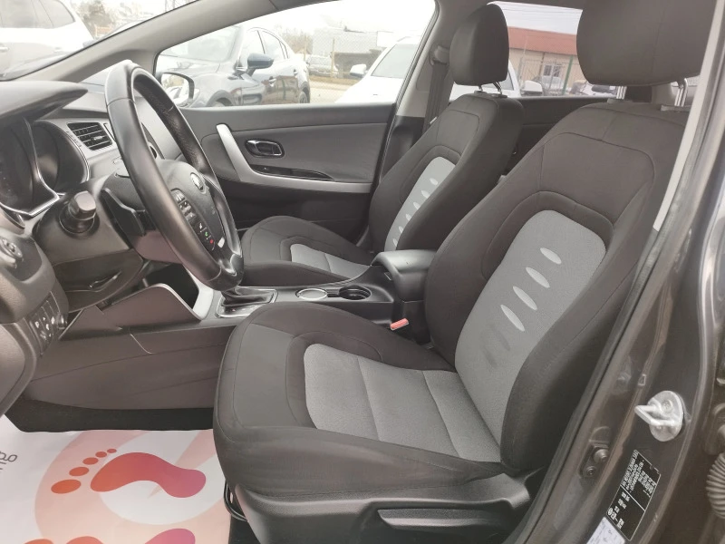 Kia Ceed 1.6CRDI 128k.sAUT, снимка 8 - Автомобили и джипове - 44138728