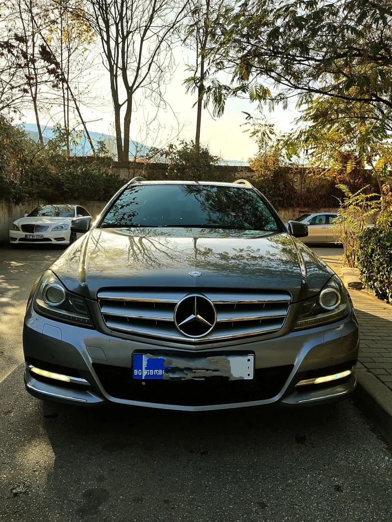 Mercedes-Benz C 220 FACELIFT , снимка 1 - Автомобили и джипове - 48057406