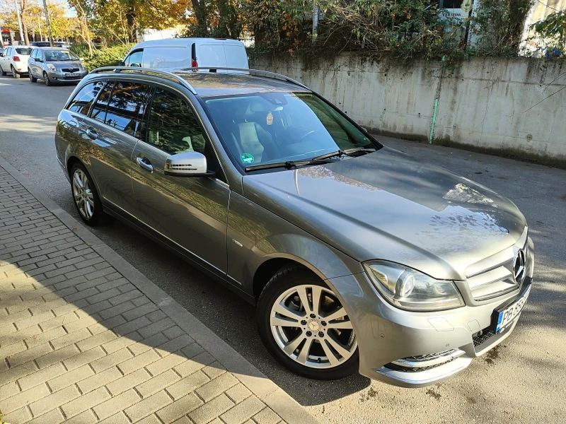 Mercedes-Benz C 220 FACELIFT , снимка 2 - Автомобили и джипове - 48057406