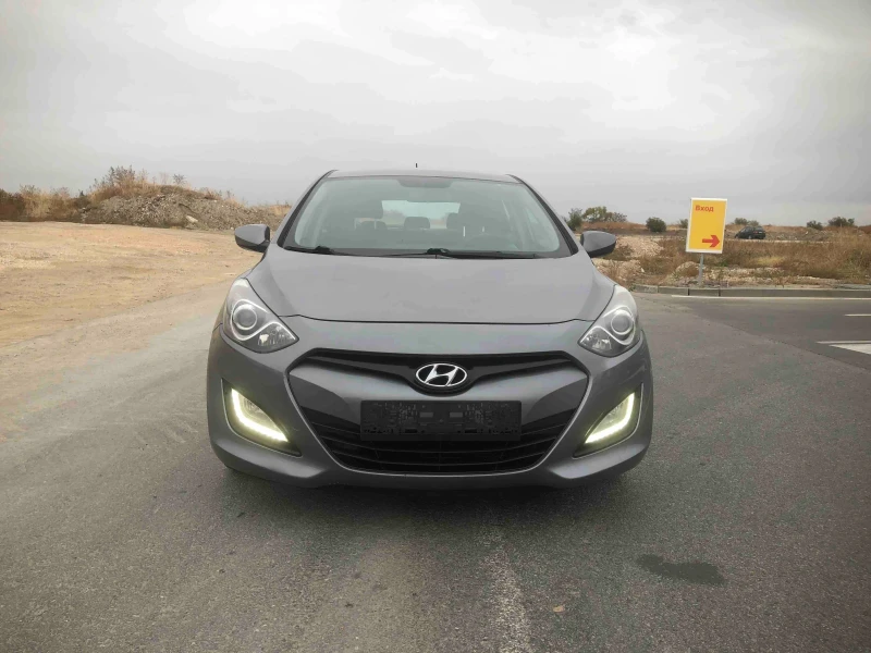 Hyundai I30 1.4, снимка 1 - Автомобили и джипове - 49212846