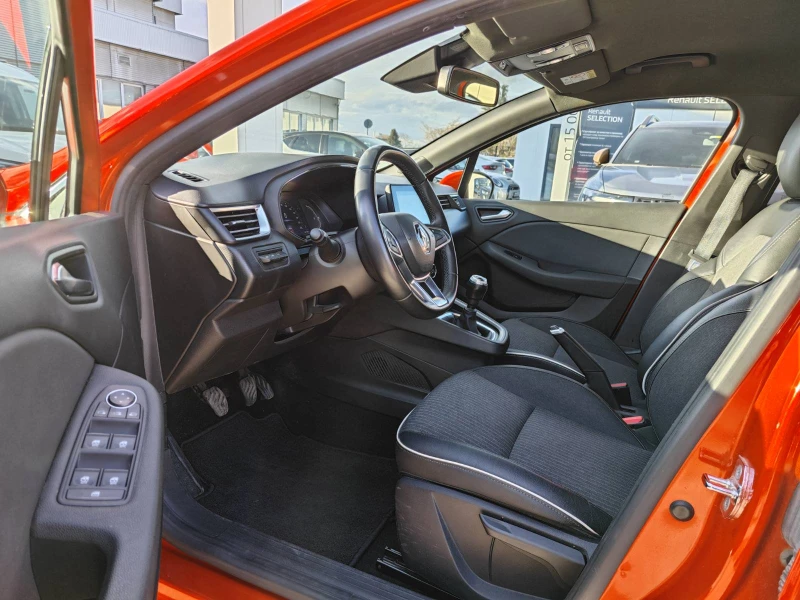 Renault Clio 1.0TCe Intens, снимка 10 - Автомобили и джипове - 53497267