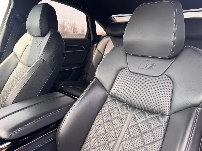 Audi A8 (4NC/4NL)(11.2021->), снимка 12 - Автомобили и джипове - 53565177