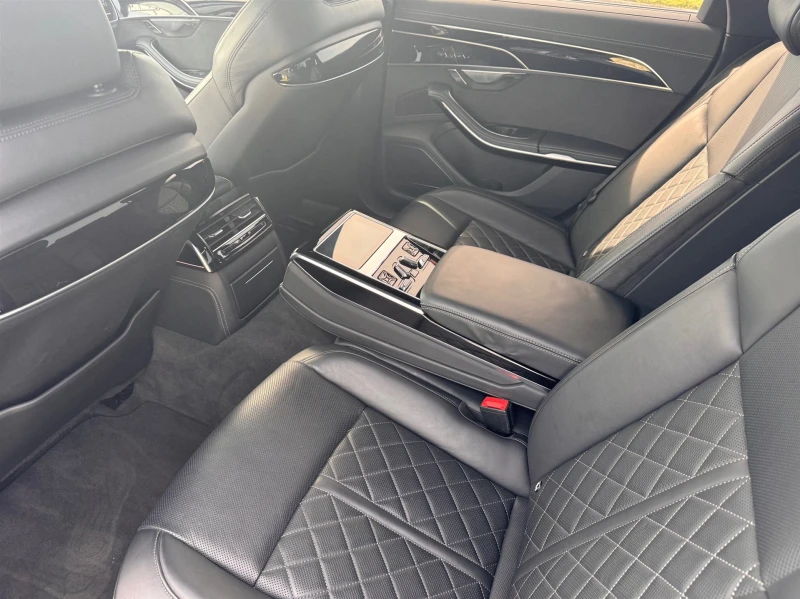 Audi A8 (4NC/4NL)(11.2021->), снимка 13 - Автомобили и джипове - 53565177
