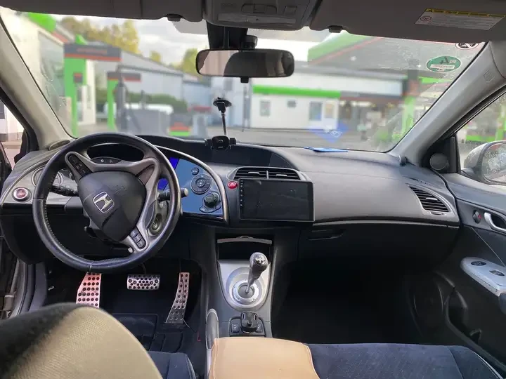 Honda Civic 8, снимка 2 - Автомобили и джипове - 53097361