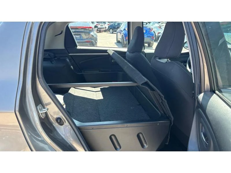 Toyota Yaris 1.5HSD DYNAMIC, снимка 7 - Автомобили и джипове - 55748823