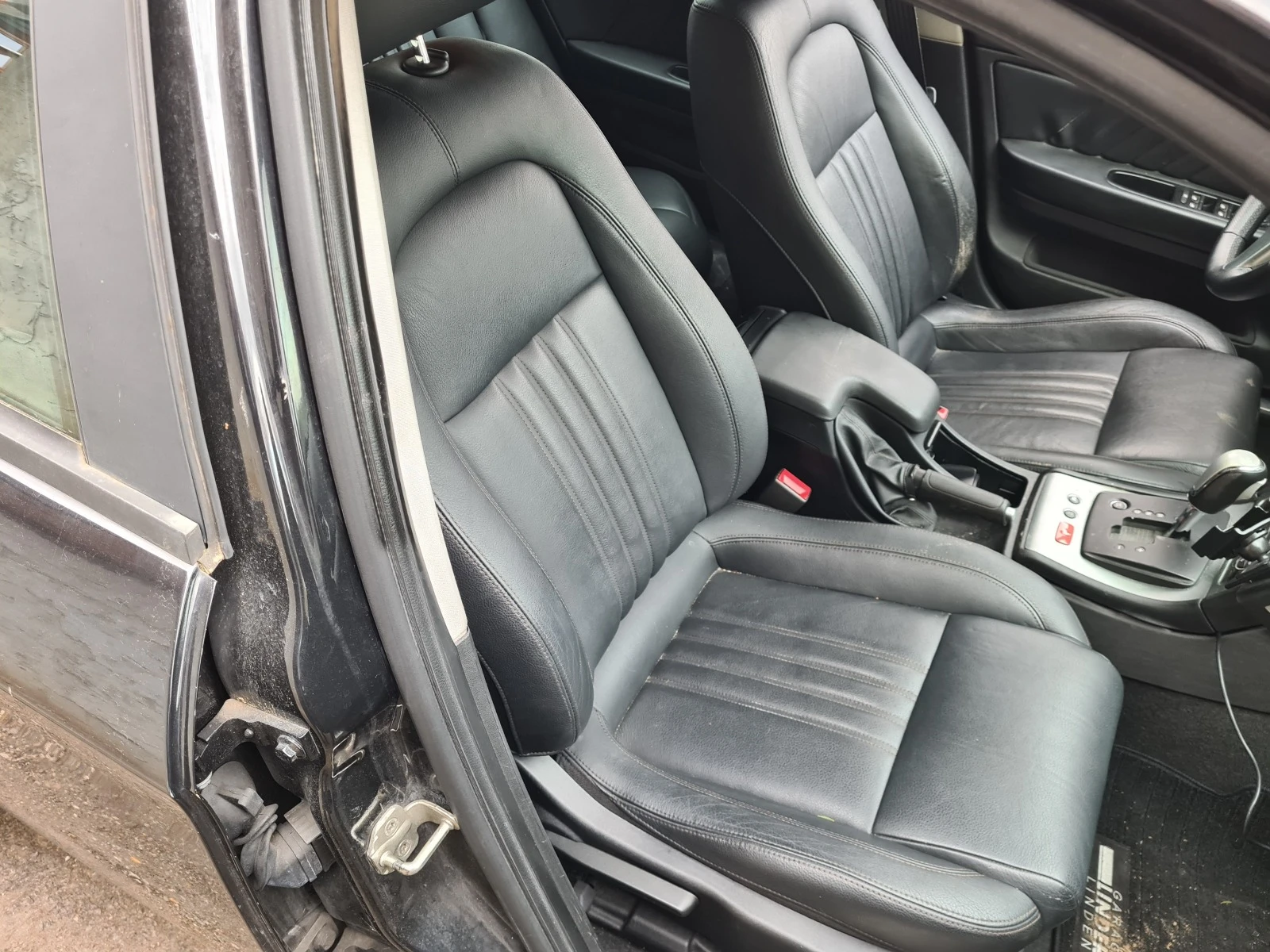 Alfa Romeo 159 sportwagon 2.4JTDm 200к.с автомат | Mobile.bg — изображение 12