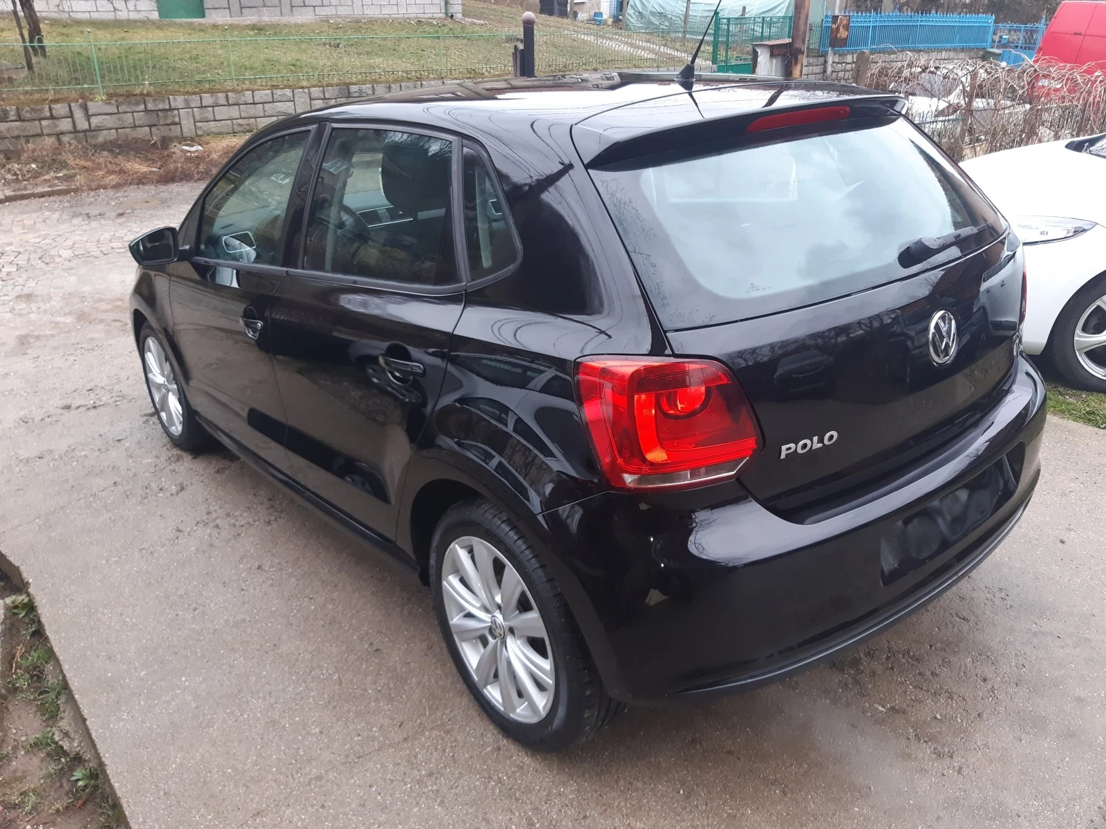 VW Polo 1.6TDI   EURO5A - изображение 4