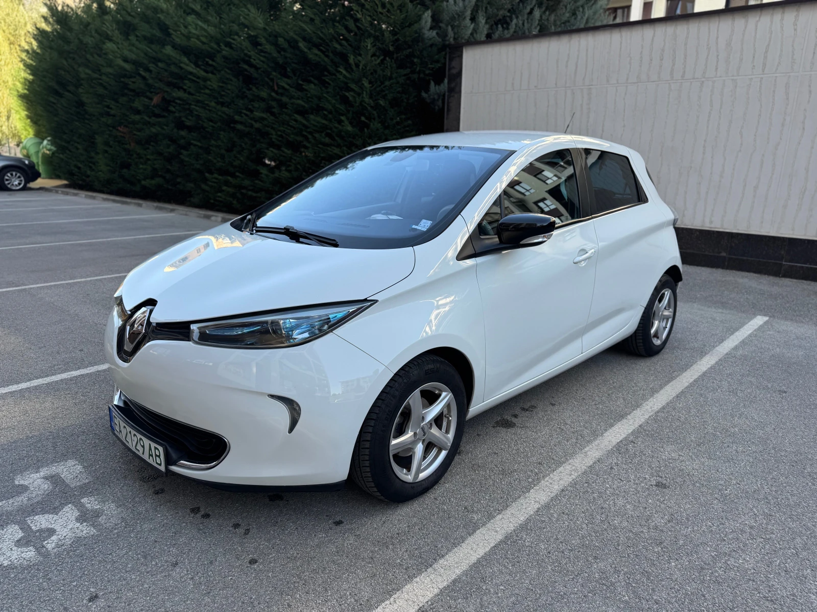 Renault Zoe 22kw / 88к.с. - изображение 2