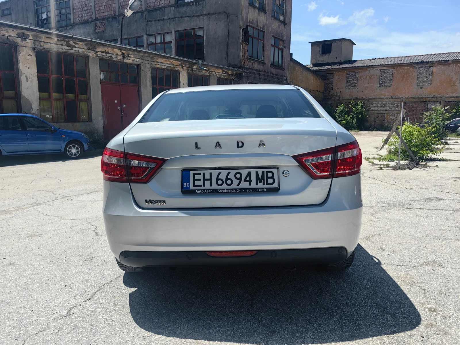 Lada Vesta 1.6 Бензин 106 КС,  СЕДАН, ЕВРО 6, ТОП СЪСТОЯНИЕ  - изображение 8