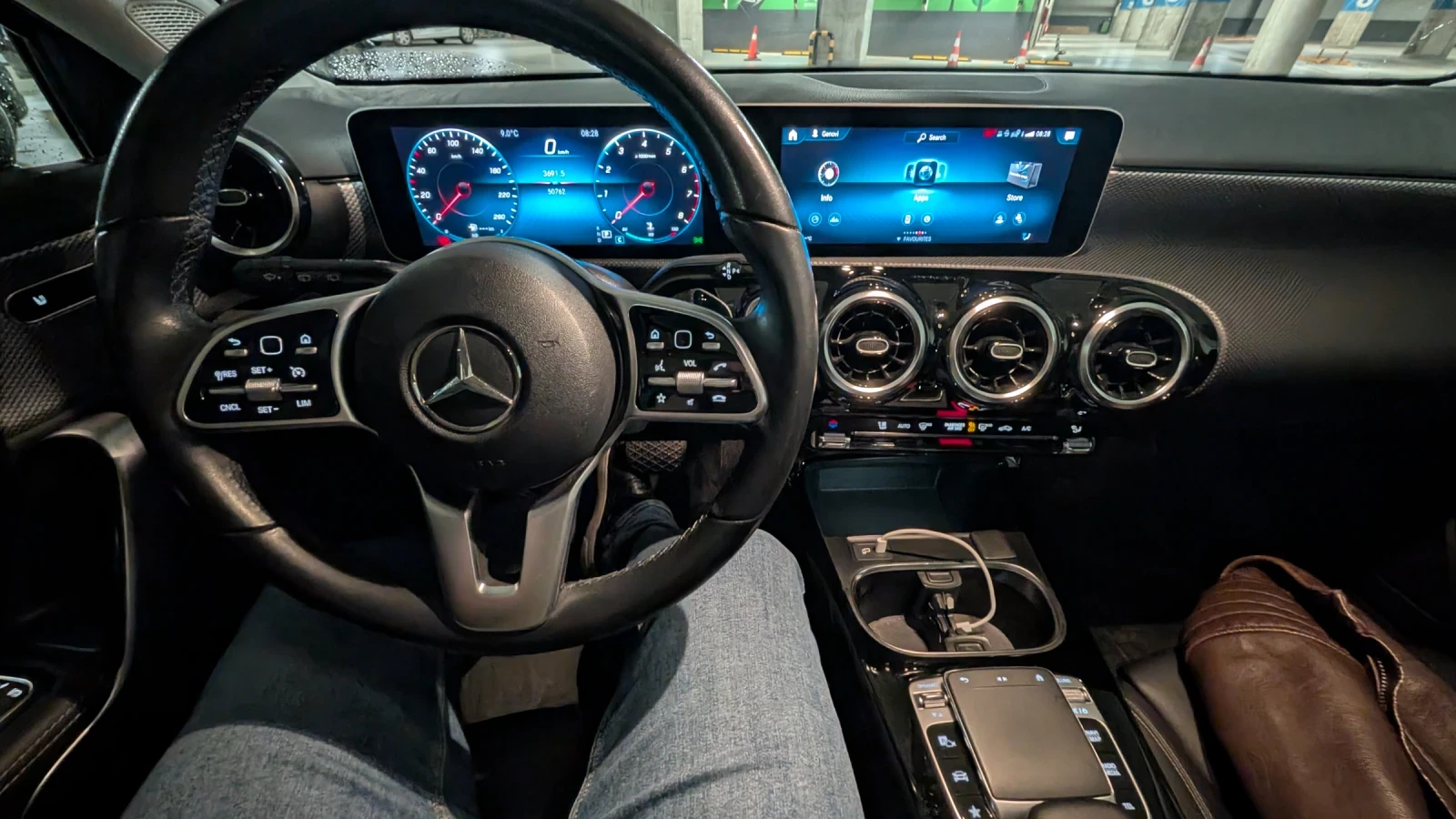 Mercedes-Benz A 220  - изображение 8