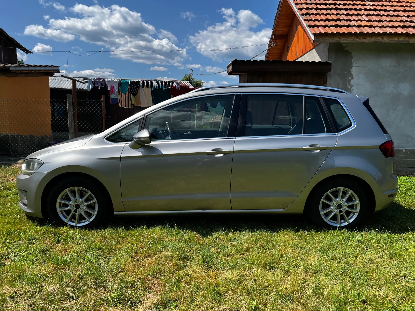 VW Sportsvan GOLF SPORTSVAN TDI  - изображение 4