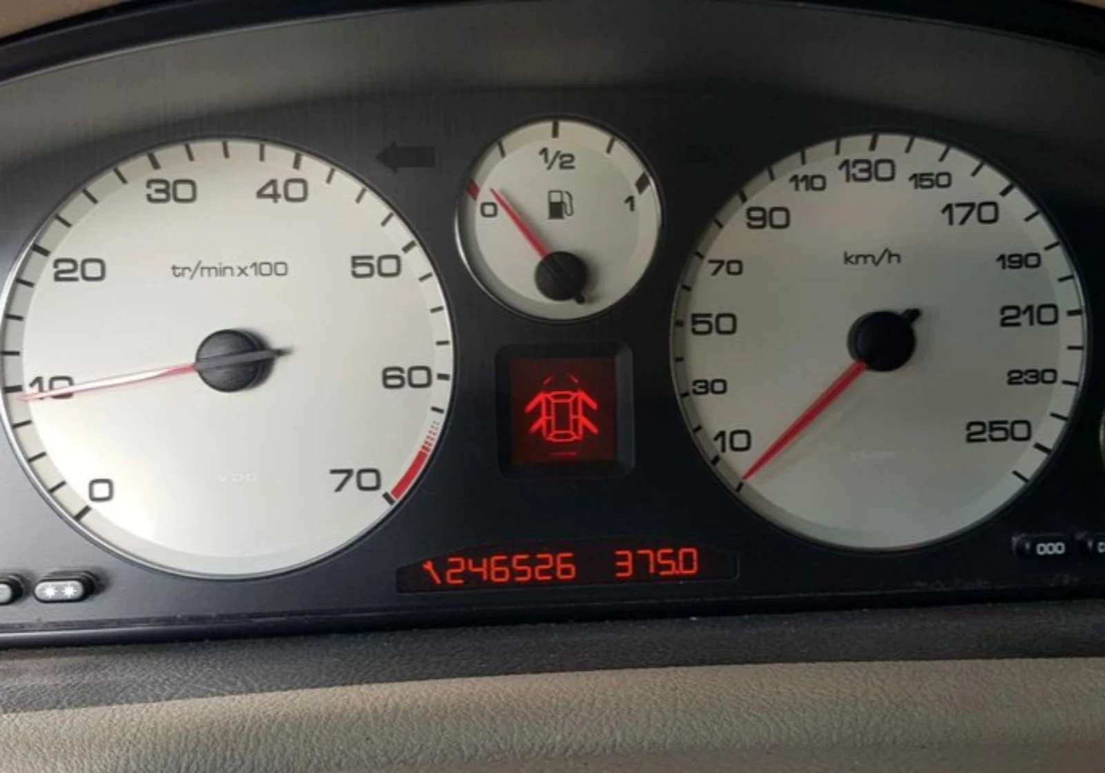 Peugeot 607 2.2i-16v  - изображение 3