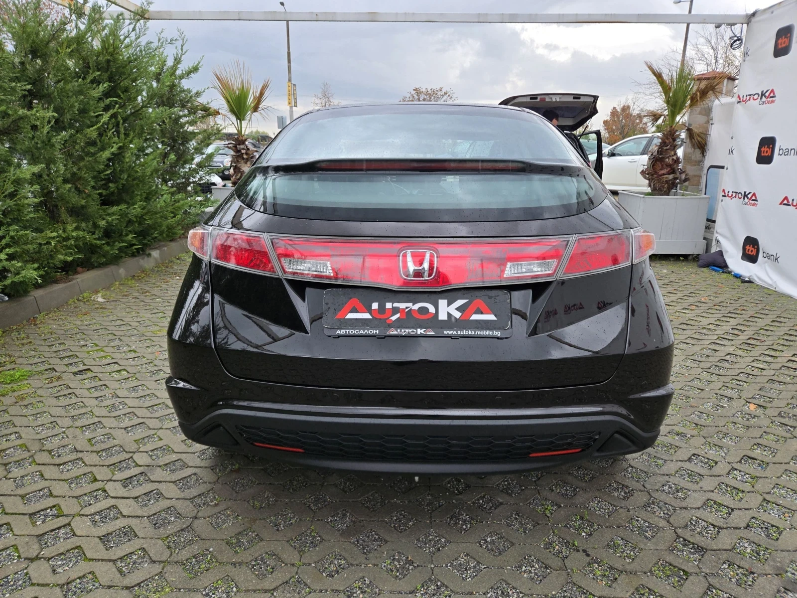 Honda Civic 1.4i-83кс= 6СКОРОСТИ= 188.000км= ПАРКТРОНИК - изображение 4