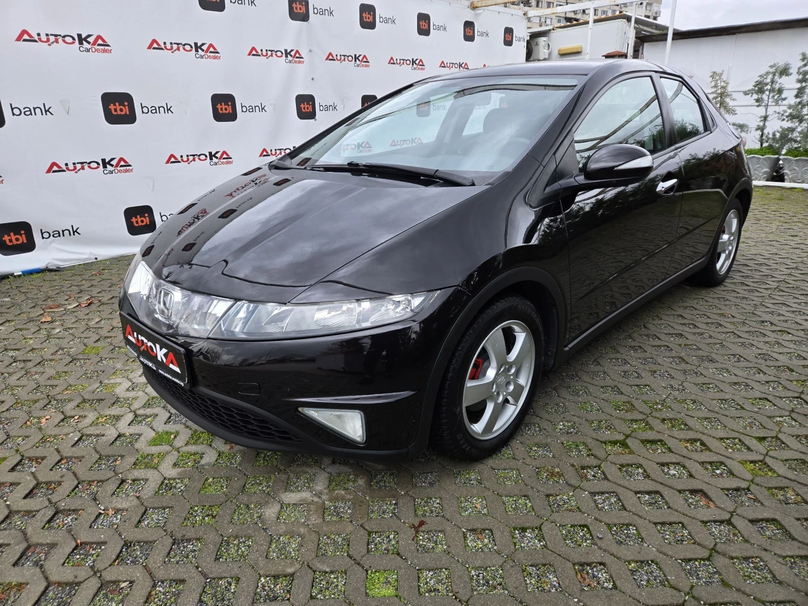 Honda Civic 1.4i-83кс= 6СКОРОСТИ= 188.000км= ПАРКТРОНИК - изображение 6