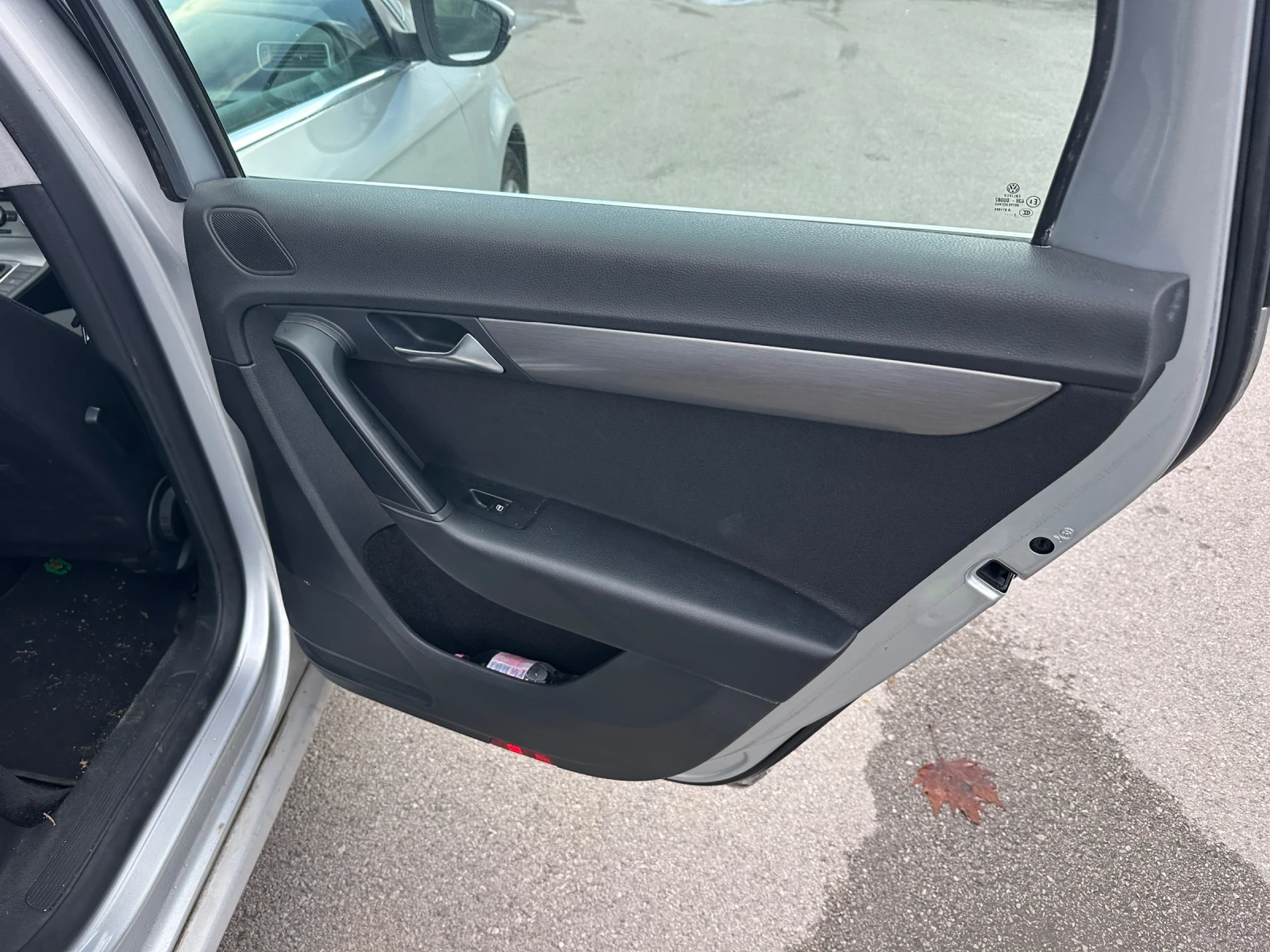 VW Passat 1.6 tdi | Mobile.bg   7