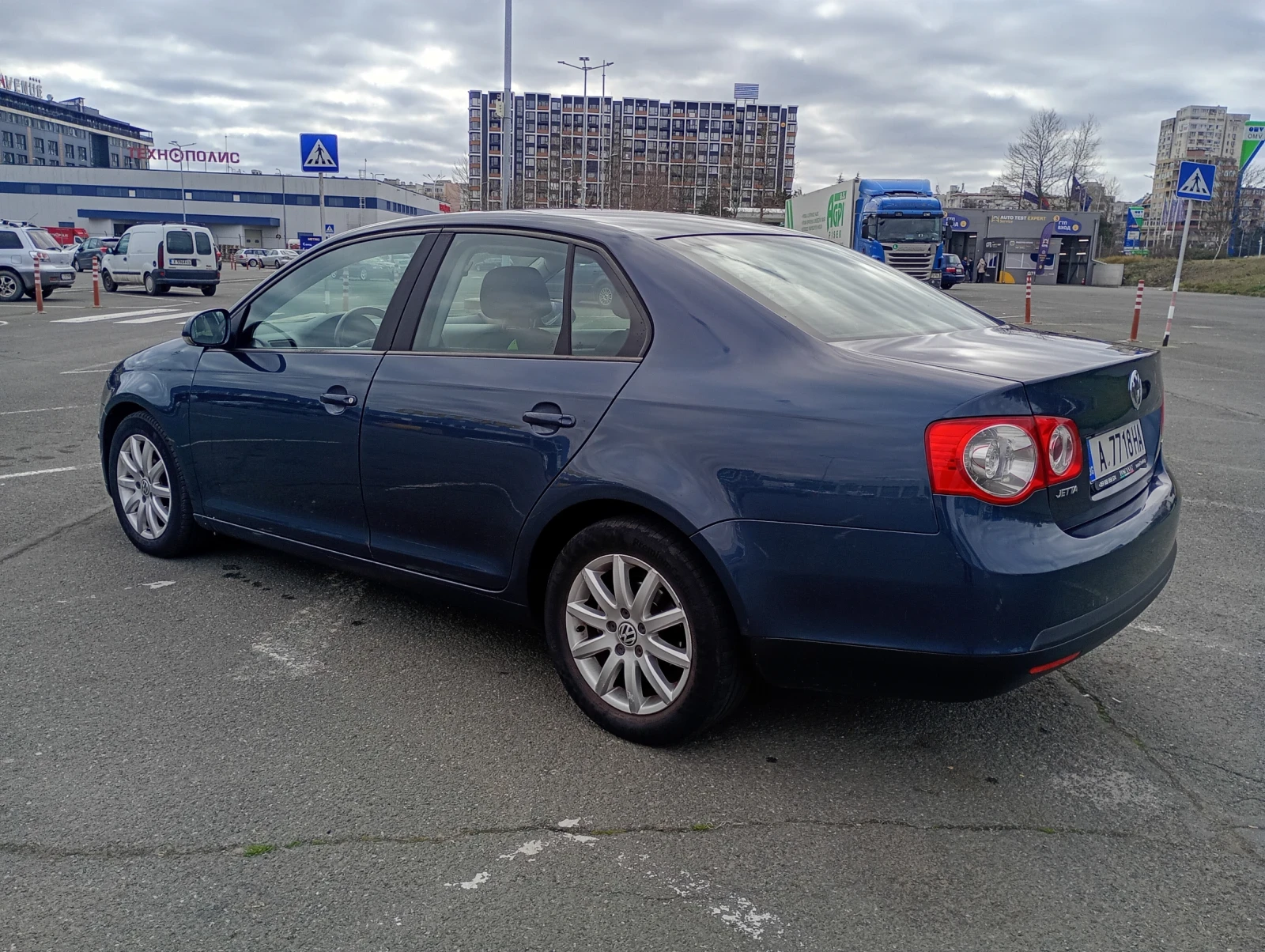 VW Jetta 1.9 TDI 105 HP BKC, снимка 4 - Автомобили и джипове - 53855175
