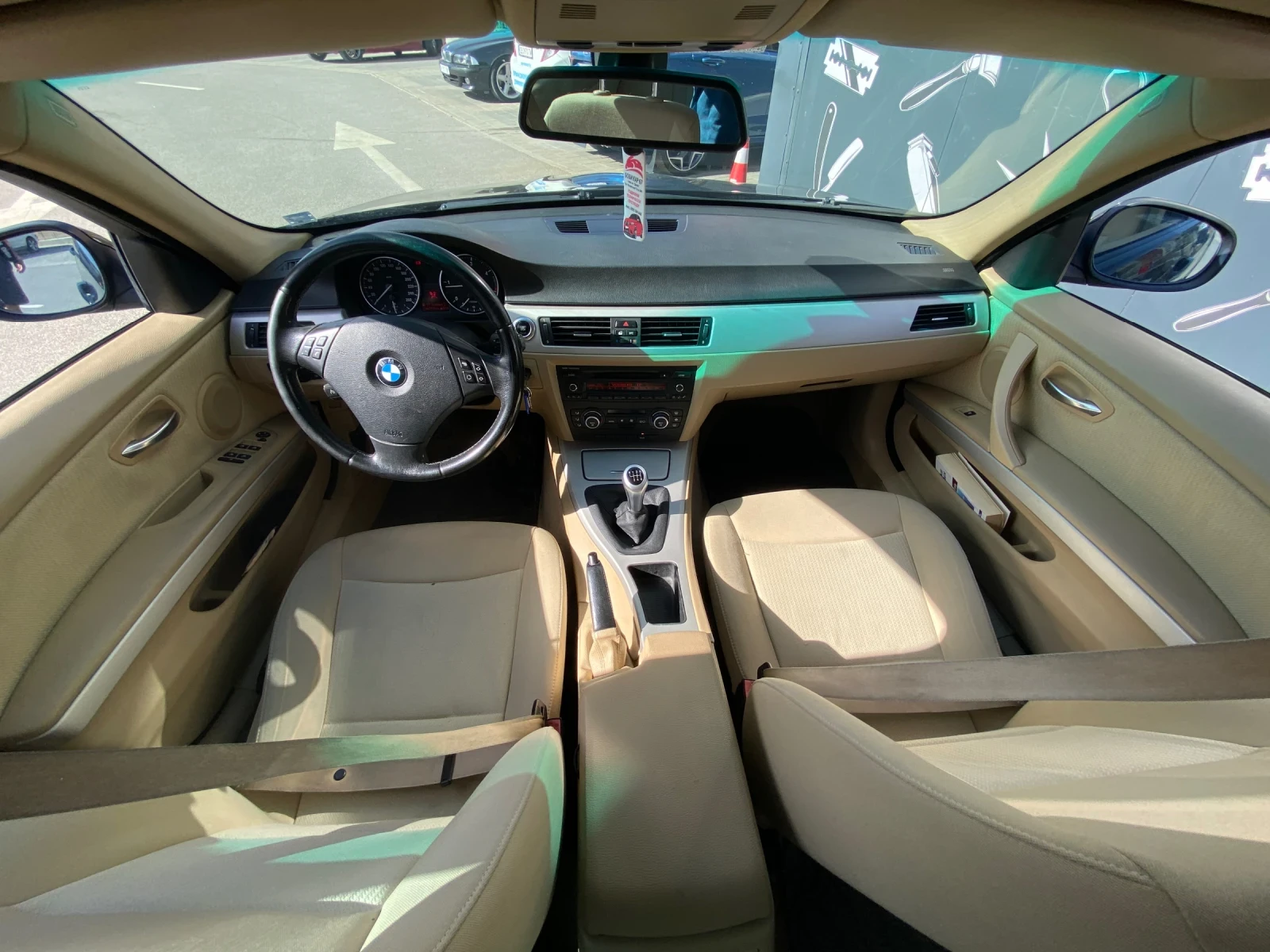 BMW 318, снимка 7 - Автомобили и джипове - 53905833