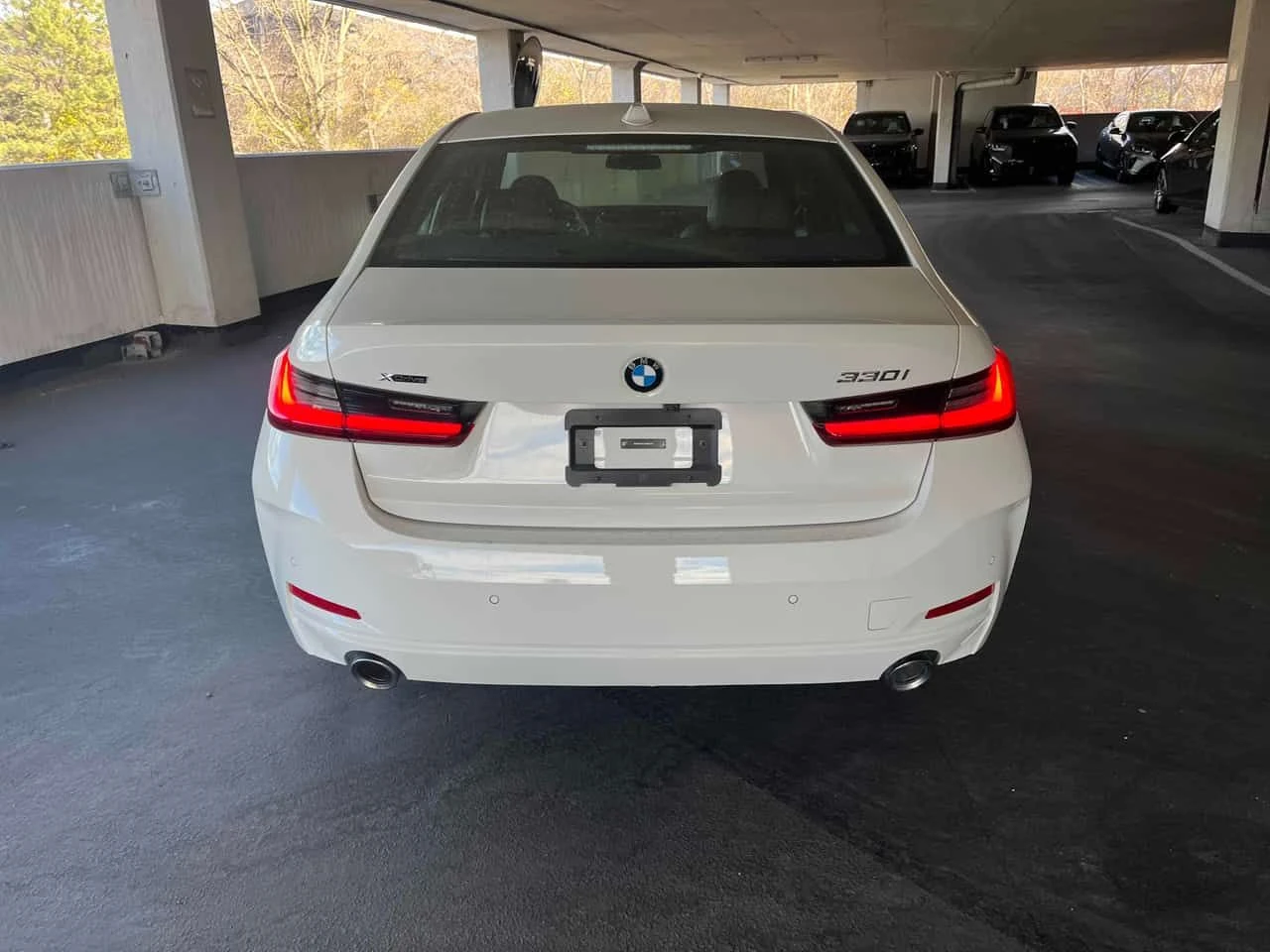 BMW 330 * xDrive * CARFAX * ПРЕДСТАВИТЕЛСТВО * КЛИП, снимка 4 - Автомобили и джипове - 53995076