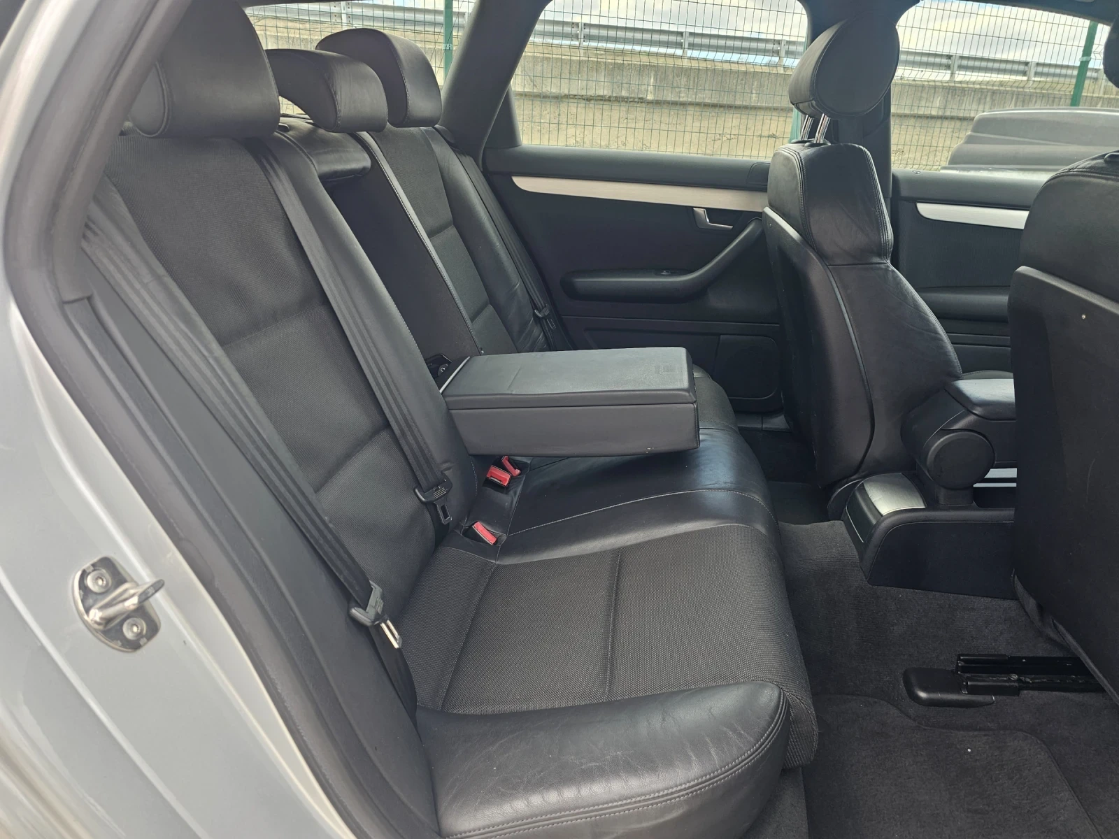 Audi A4 S.line, снимка 11 - Автомобили и джипове - 54147420