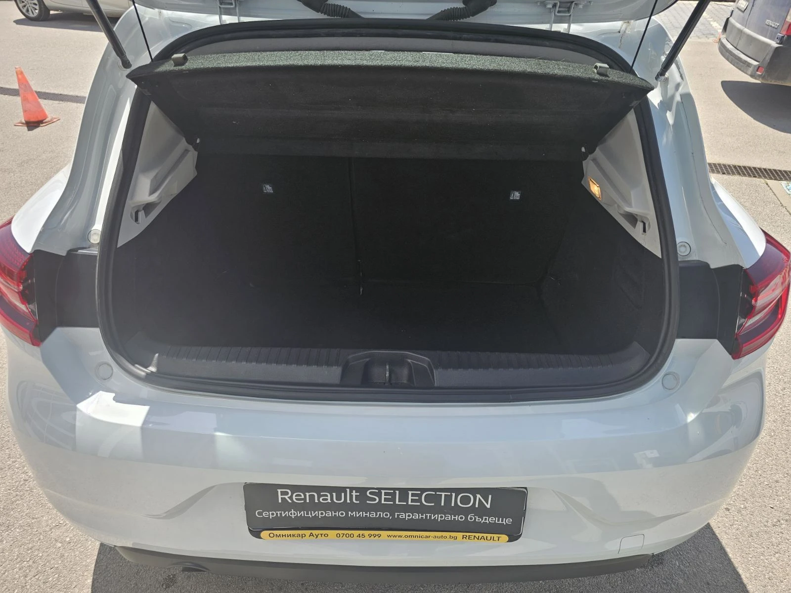 Renault Clio 1.0 TCe 100 EDC, снимка 13 - Автомобили и джипове - 54302232