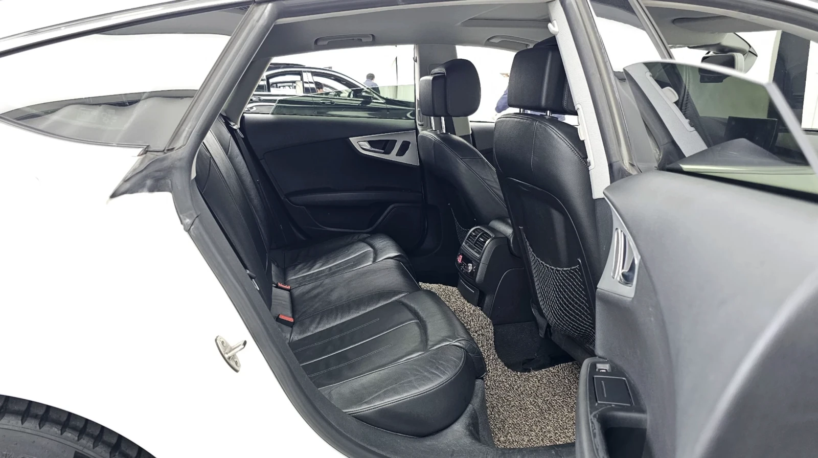 Audi A7 RS7 Пакет/ КАМЕРА / ШИБИДАХ /, снимка 12 - Автомобили и джипове - 54542154