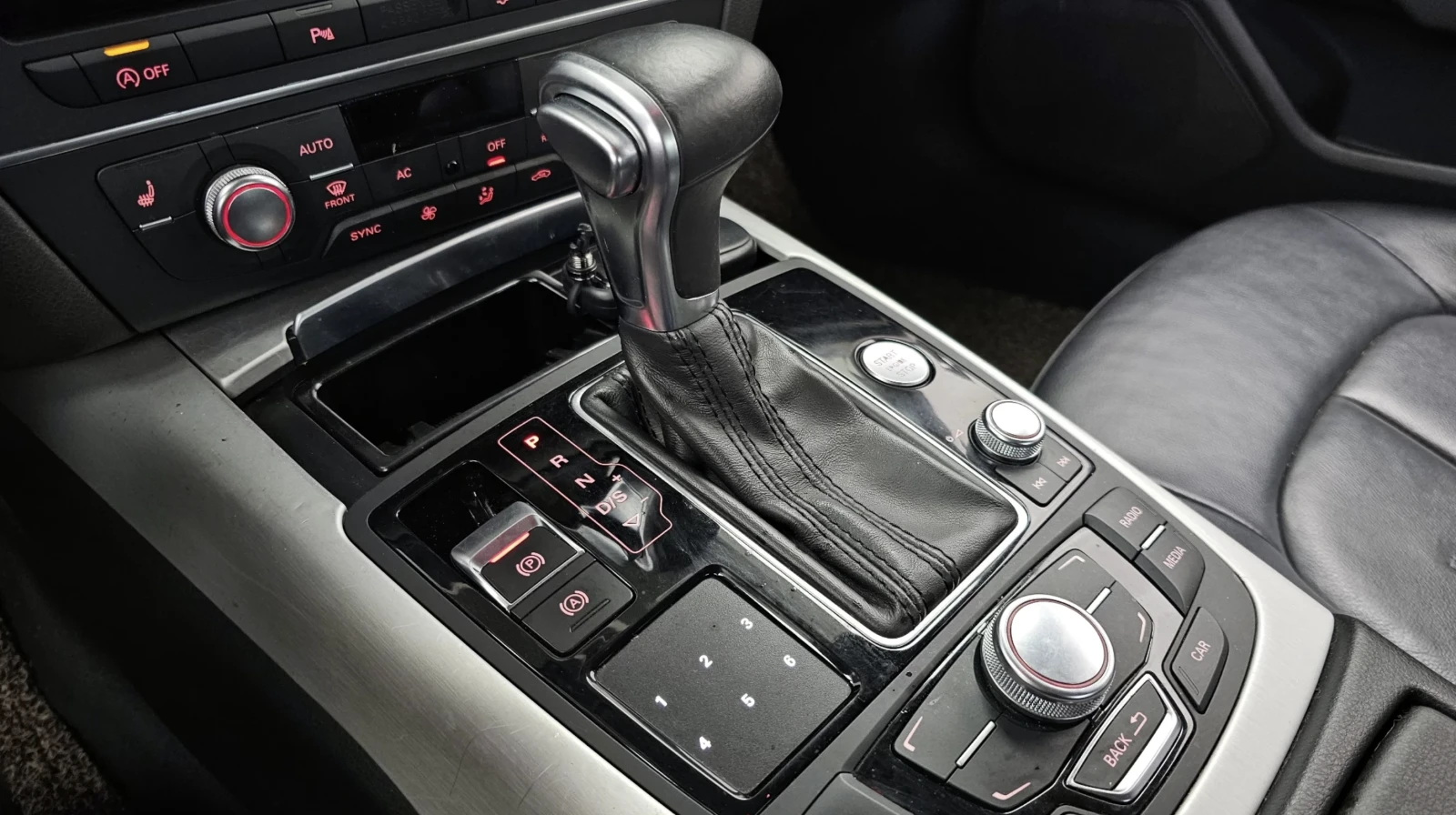 Audi A7 RS7 Пакет/ КАМЕРА / ШИБИДАХ /, снимка 9 - Автомобили и джипове - 54542154