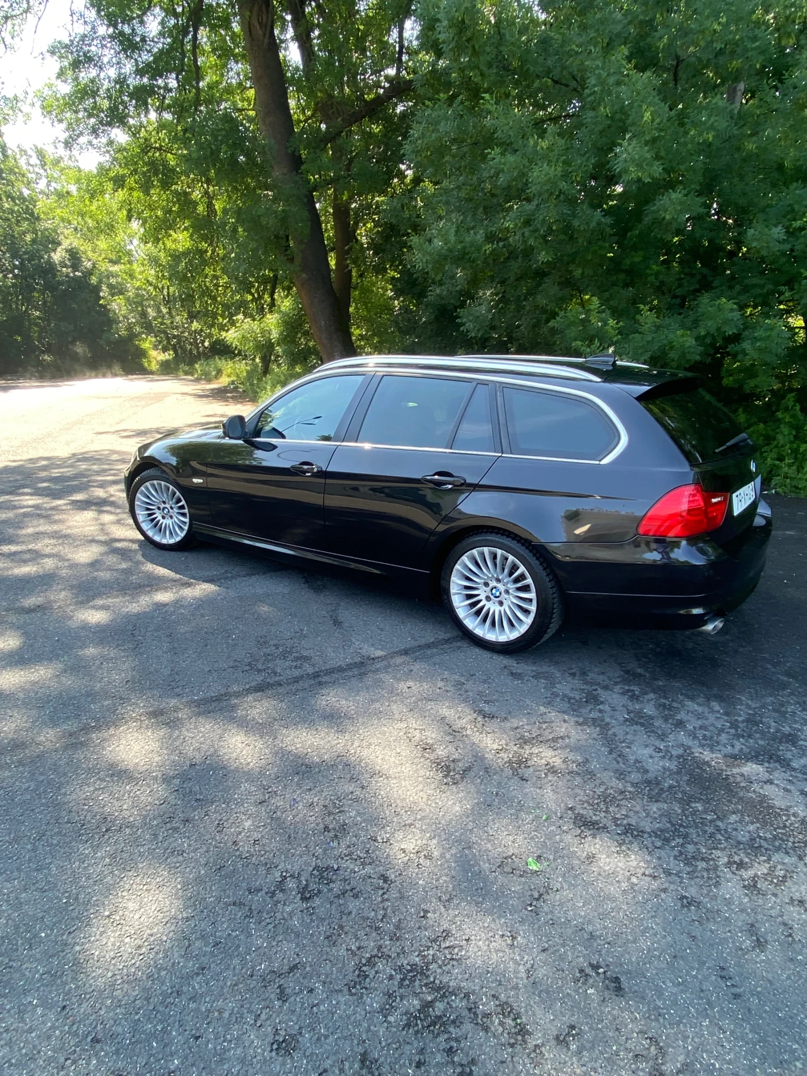 BMW 320, снимка 8 - Автомобили и джипове - 54747216