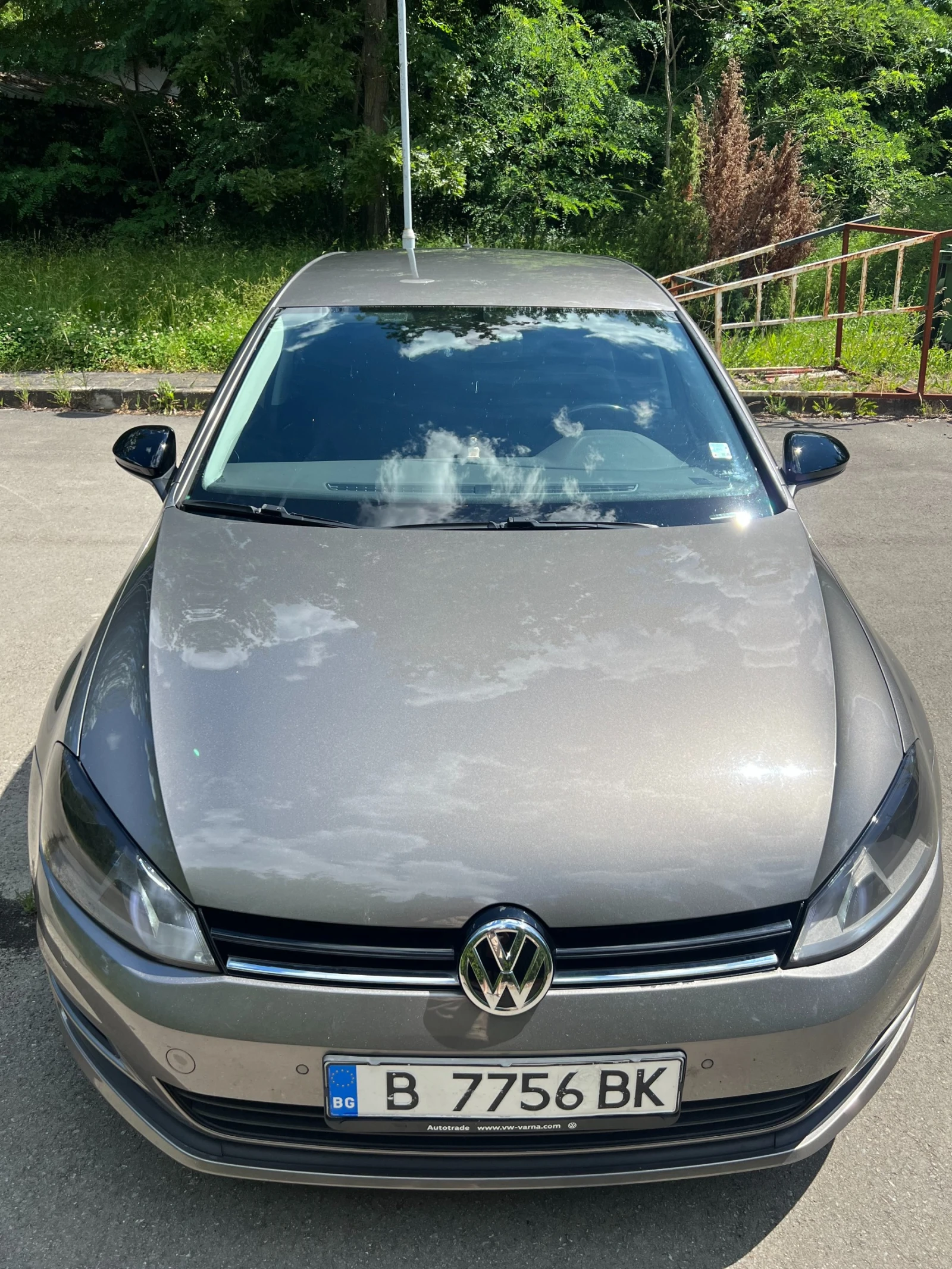 VW Golf 1.6 TDI, снимка 10 - Автомобили и джипове - 54902855