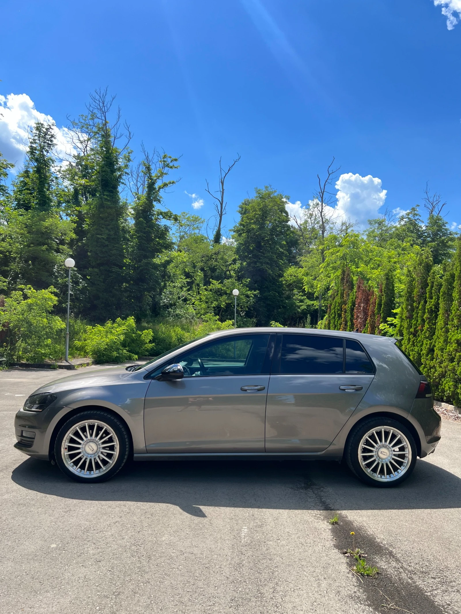 VW Golf 1.6 TDI, снимка 5 - Автомобили и джипове - 54902855