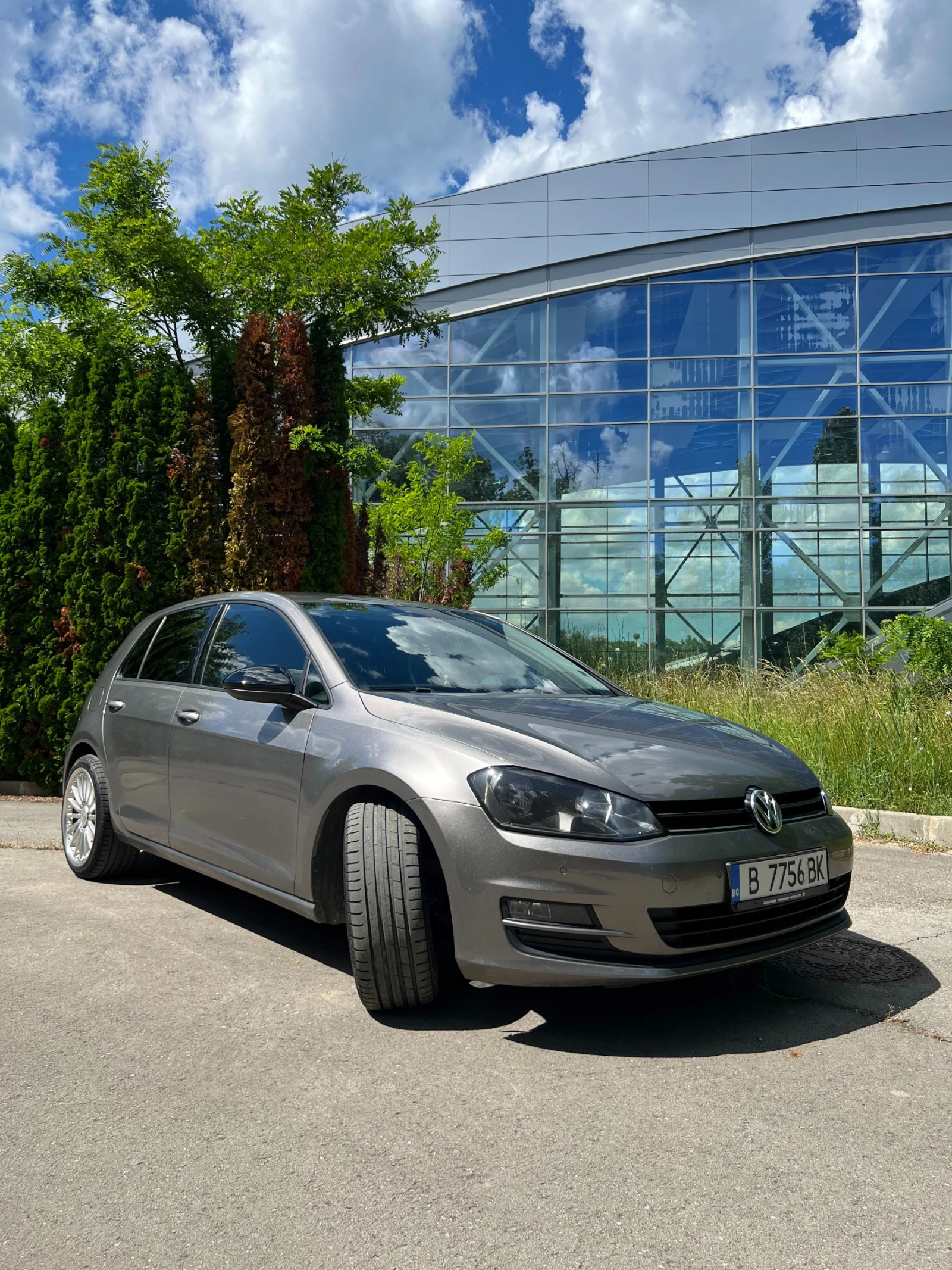 VW Golf 1.6 TDI, снимка 12 - Автомобили и джипове - 54902855