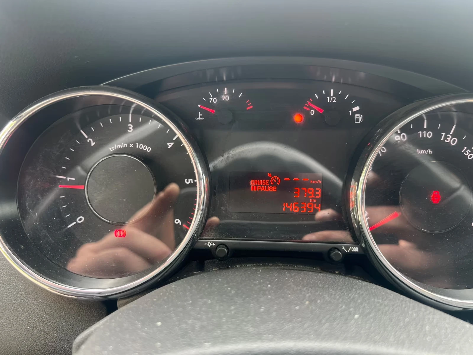 Peugeot 5008 HDI, снимка 4 - Автомобили и джипове - 54967696